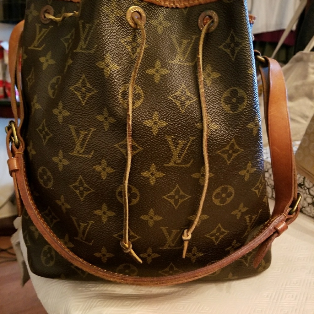 Authentic Vintage Louis Vuitton Bucket Bag